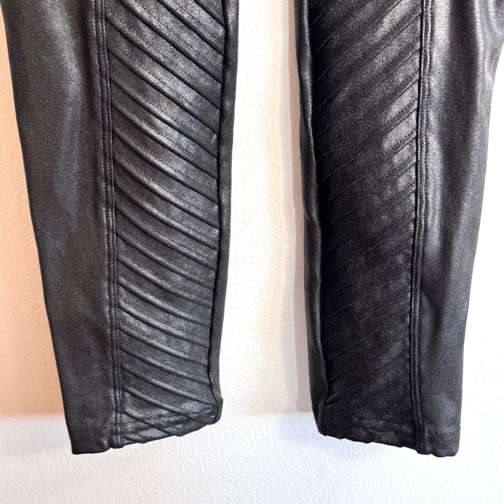 Spanx Faux Leather Tummy Shaping Moto Leggings Sz S - Picture 10 of 16